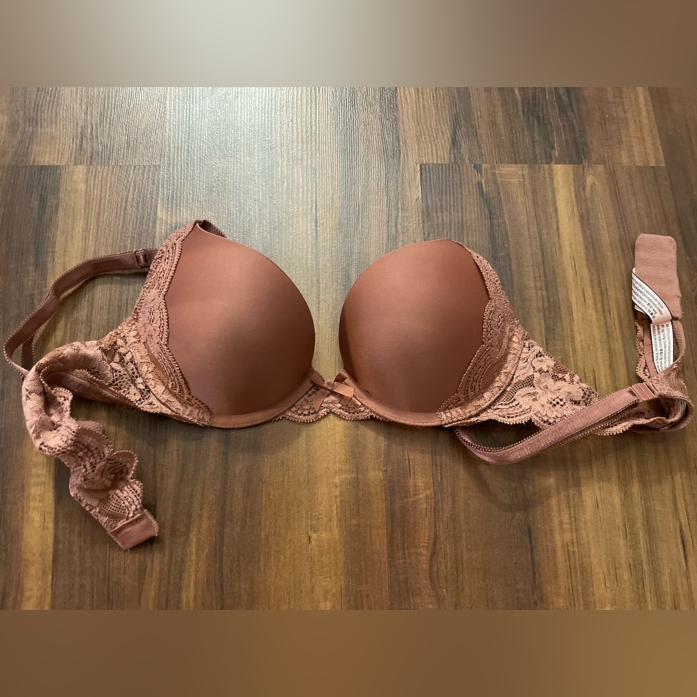 NWOT Victoria’s Secret Dream Angels bra